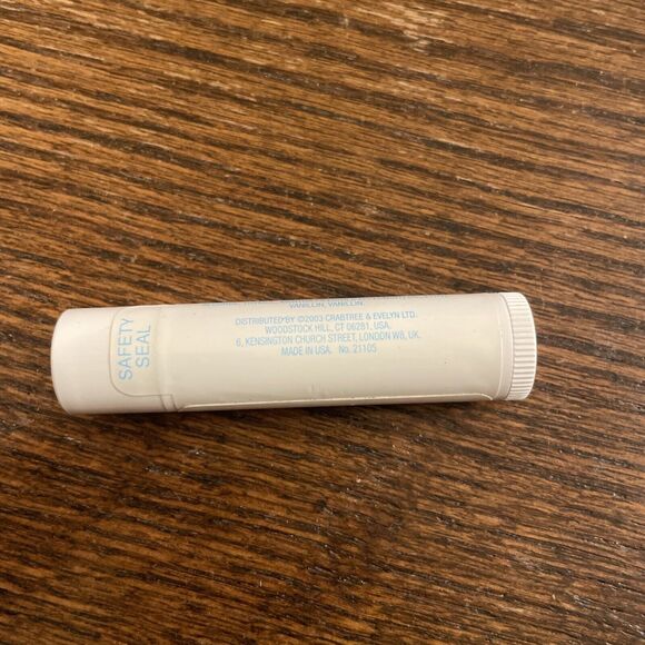 Crabtree & Evelyn La Source Lip Balm 0.15 oz 4.25g Rare China Airline Toiletry - Picture 4 of 4